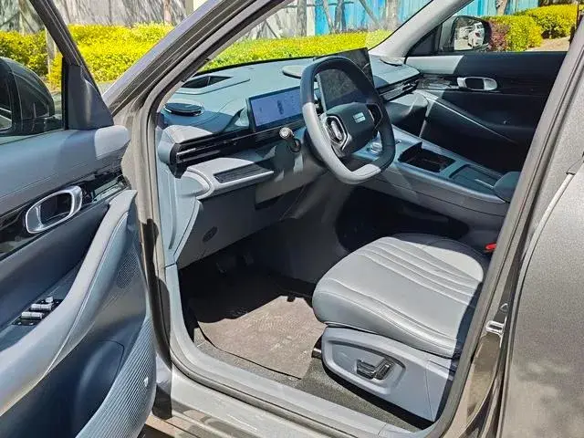 GEELY E5 2026