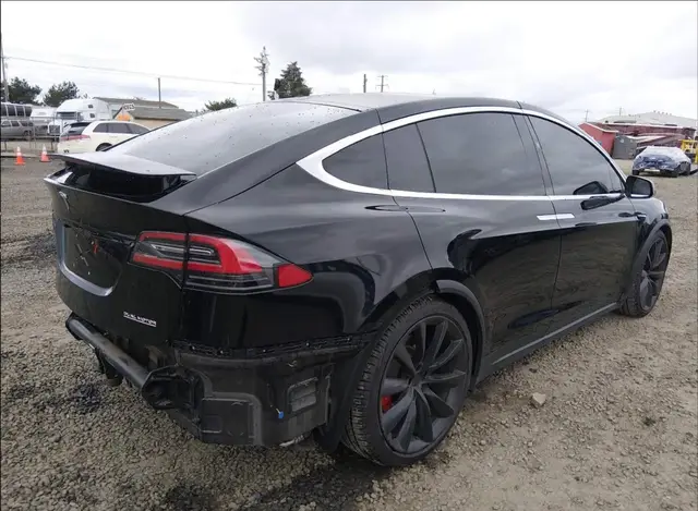 TESLA MODEL X PERFORMANCE 2020