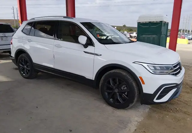 VOLKSWAGEN TIGUAN 2024