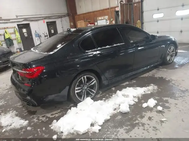 BMW 740I XDRIVE 2018