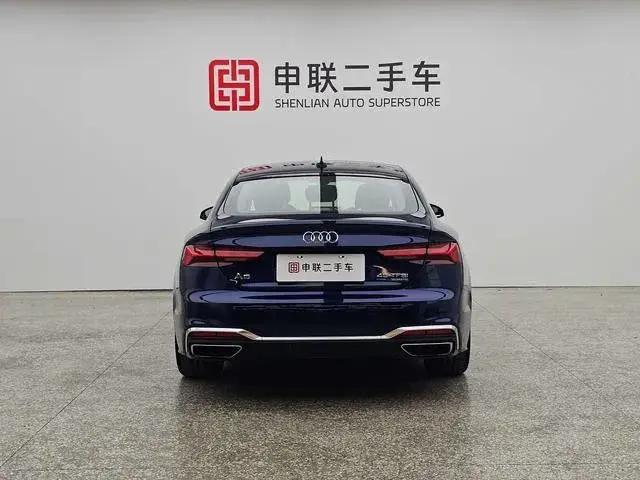 AUDI A5 2022