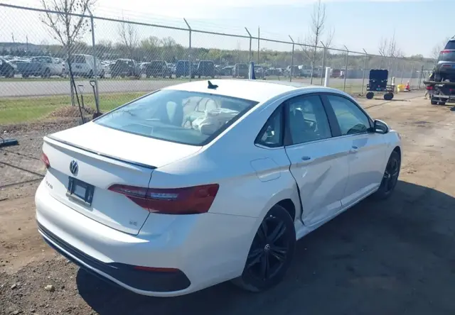 VOLKSWAGEN JETTA SE 2023