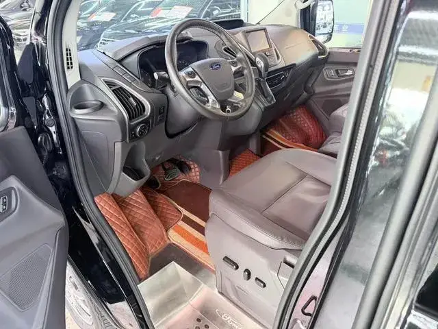 FORD TOURNEO - ELITE EDITION 2022