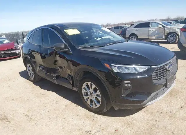 FORD ESCAPE ACTIVE 2023