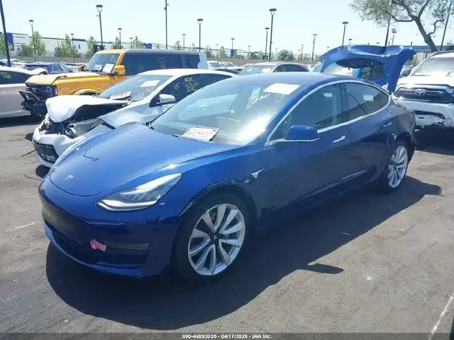 TESLA MODEL 3 LONG RANGE/MID 2018