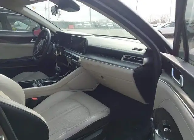KIA K5 EX 2022