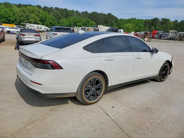 HONDA ACCORD EX 2023