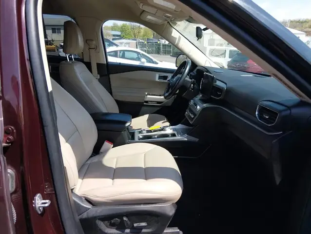 FORD EXPLORER 3 2022