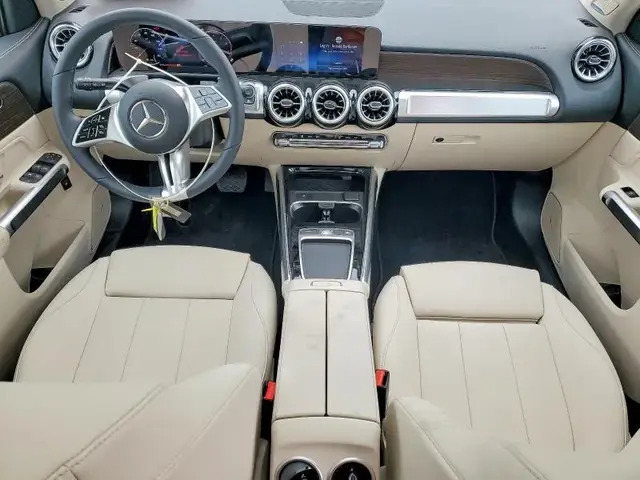 MERCEDES-BENZ GLB БОГАТОЕ ОСНАЩЕНИЕ МУЛЬТИМЕДИА С БОЛЬШИМ ЭКРАНОМ ПОДОГРЕВ СИДЕНИЙ КАМЕРА ЗАДНЕГО ВИДА 2025