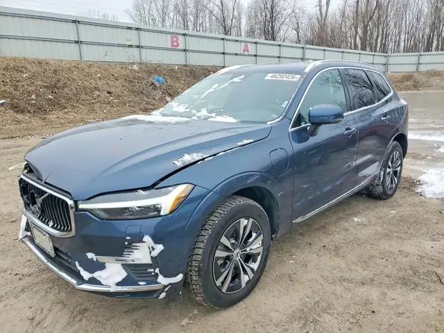 VOLVO XC60 CORE 2 2023