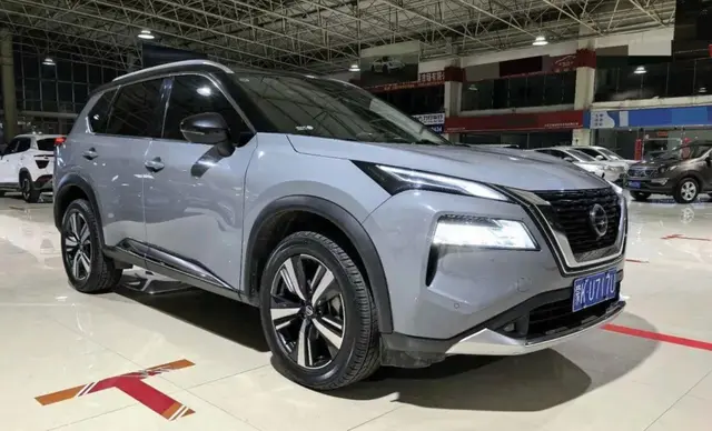 NISSAN X-TRAIL 2021