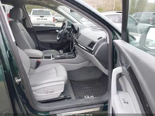AUDI Q5 PREMIUM КОЖА ПОДОГРЕВ ПЕРЕДНИХ СИДЕНИЙ ПАНОРАМНАЯ КРЫША МУЛЬТИМЕДИА С ЭКРАНОМ КАМЕРА ЗАДНЕГО ВИДА 2019