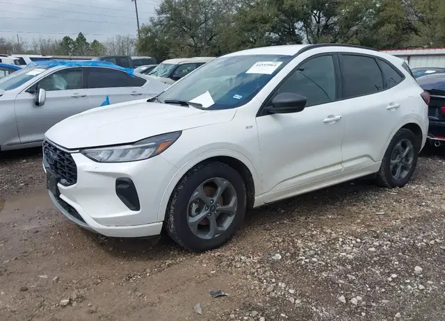 FORD ESCAPE ST-LINE 1 2023
