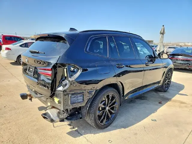 BMW X3 КОЖА ПОДОГРЕВ СИДЕНИЙ МУЛЬТИМЕДИА С БОЛЬШИМ ЭКРАНОМ АДАПТИВНЫЙ СВЕТ ПАНОРАМНАЯ КРЫША 2023
