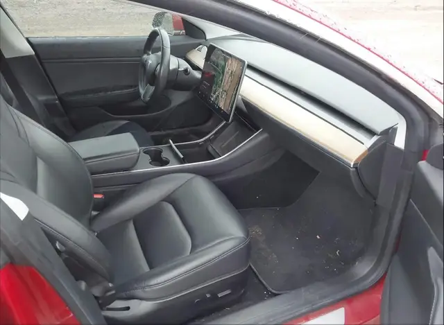 TESLA MODEL 3 2019