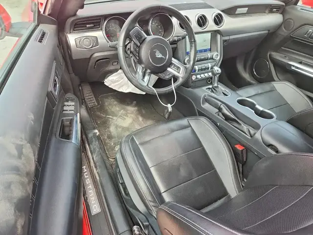 FORD MUSTANG 2023