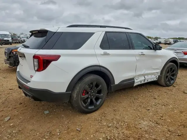FORD EXPLORER ST СПОРТИВНЫЕ СИДЕНЬЯ С КОЖА/АЛЬКАНТАРА ПОДОГРЕВ И ВЕНТИЛЯЦИЯ ПЕРЕДНИХ СИДЕНИЙ 10-СТУПЕНЧАТЫЙ АВТОМА 2023
