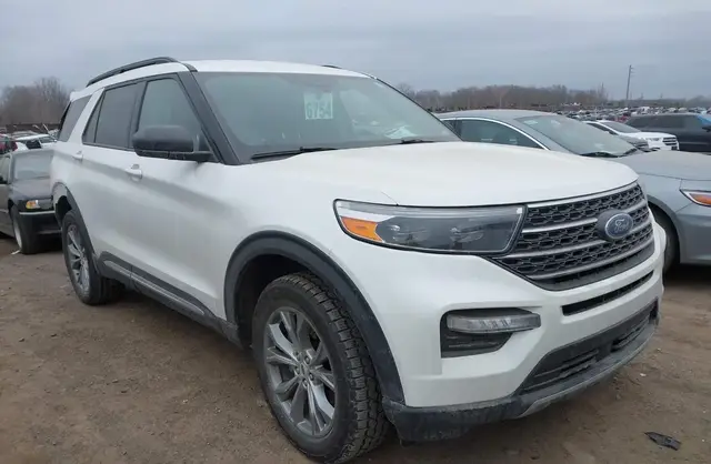 FORD EXPLORER XLT 2022