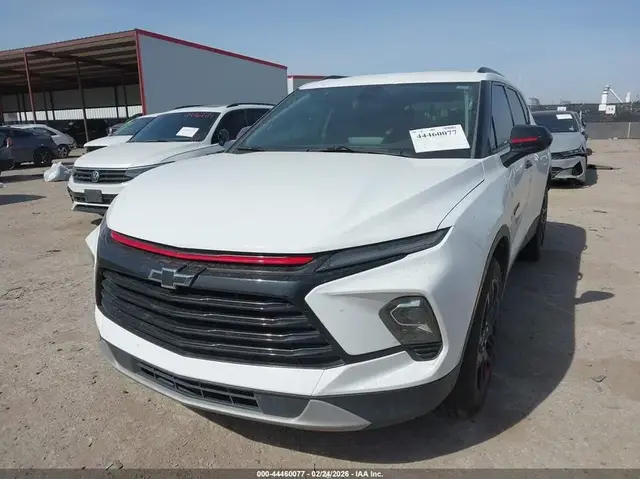 CHEVROLET BLAZER 2LT КОЖА ПОДОГРЕВ ПЕРЕДНИХ СИДЕНИЙ МУЛЬТИМЕДИА С ЭКРАНОМ КАМЕРА ЗАДНЕГО ВИДА АДАПТИВНЫЙ КРУИЗ 2024
