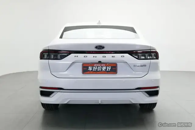 FORD MONDEO 2023