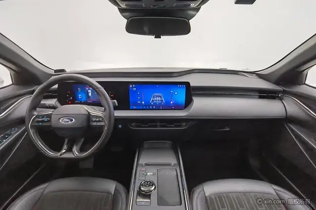 FORD MONDEO 2023