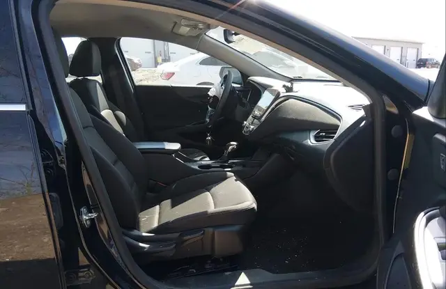CHEVROLET MALIBU FWD LT 2022