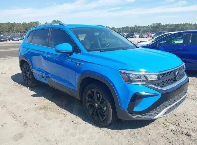 VOLKSWAGEN TAOS SE 2022