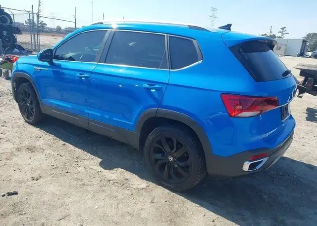 VOLKSWAGEN TAOS SE 2022