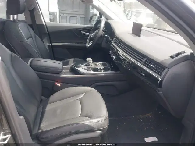 AUDI Q7 PREMIUM КОЖА ПОДОГРЕВ ПЕРЕДНИХ СИДЕНИЙ ПАНОРАМНАЯ КРЫША МУЛЬТИМЕДИА MMI С ДВУМЯ ЭКРАНАМИ КАМЕРА ЗАДН 2019