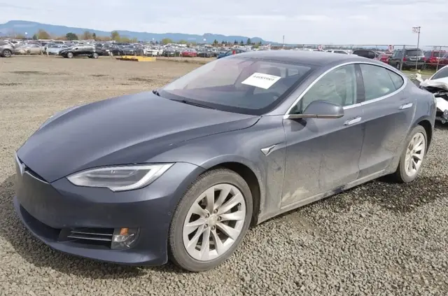 TESLA MODEL S 75D 2019