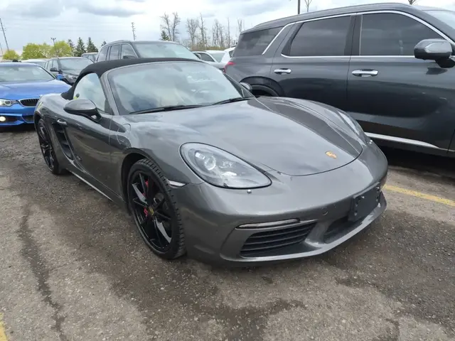 PORSCHE 718 350 Л.С 2017