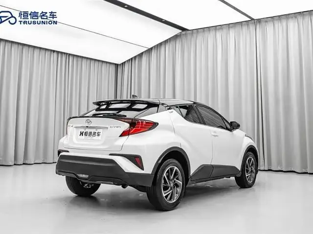 TOYOTA C-HR LUXURY 2021