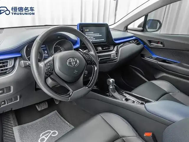 TOYOTA C-HR LUXURY 2021