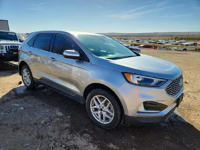 FORD EDGE SEL 2023
