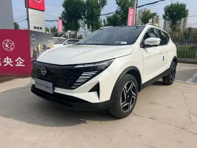 NISSAN QASHQAI 2025