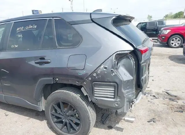 TOYOTA RAV4 LE 2 2022