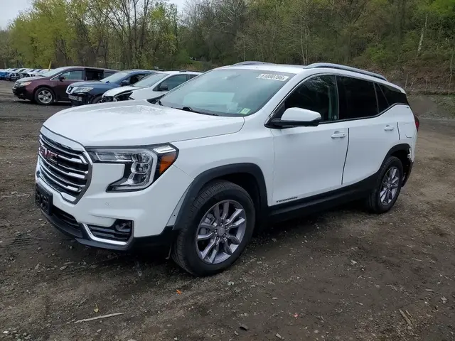 GMC TERRAIN SLT 2023