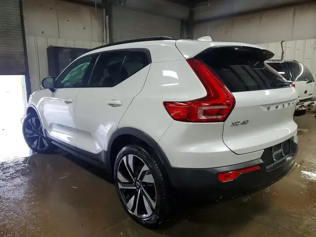 VOLVO XC40 ULTIMATE 26 2023