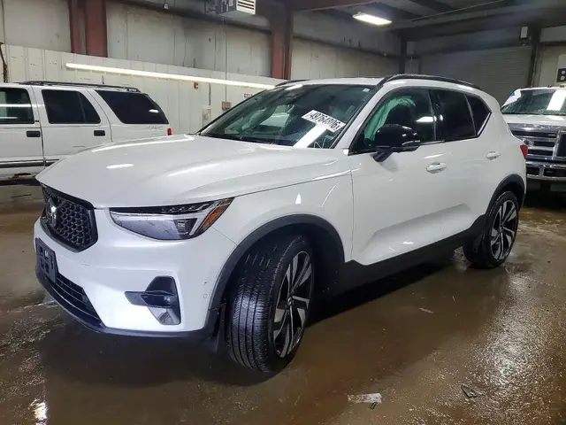 VOLVO XC40 ULTIMATE 26 2023