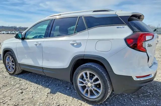 GMC TERRAIN SLT 2022