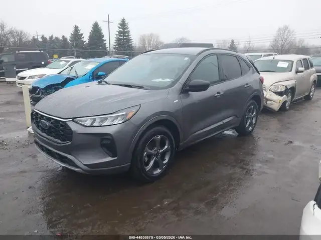 FORD ESCAPE ПОЛНЫЙ ПРИВОД AWD) 2024