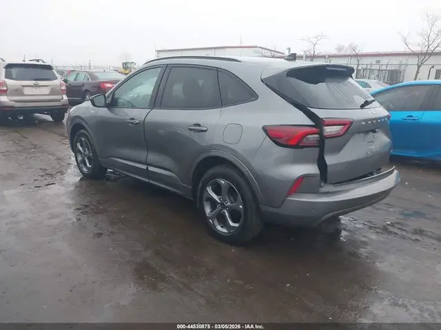FORD ESCAPE ПОЛНЫЙ ПРИВОД AWD) 2024
