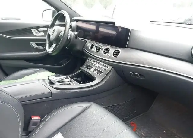 MERCEDES-BENZ E-CLASS E 300 2018