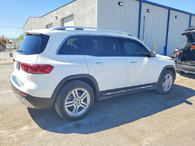 MERCEDES-BENZ GLB 250 2022