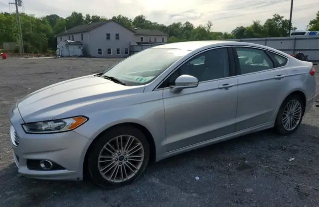 FORD FUSION SE 2015
