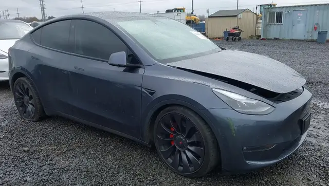 TESLA MODEL Y 2022