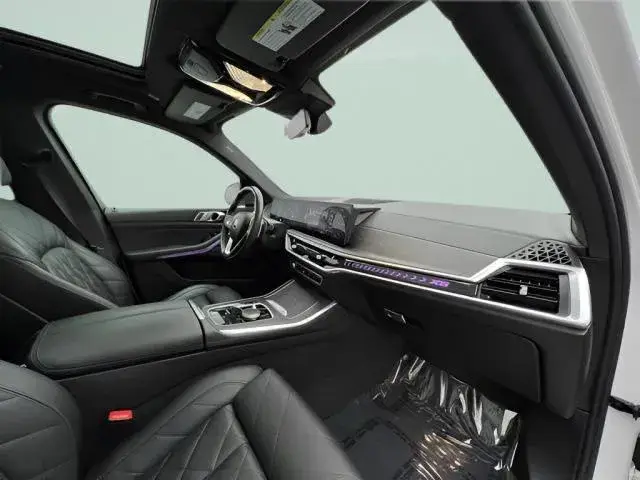 BMW X5 SPORTS ACTIVITY VEHICLE 2024