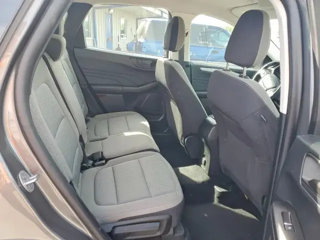FORD ESCAPE 2022