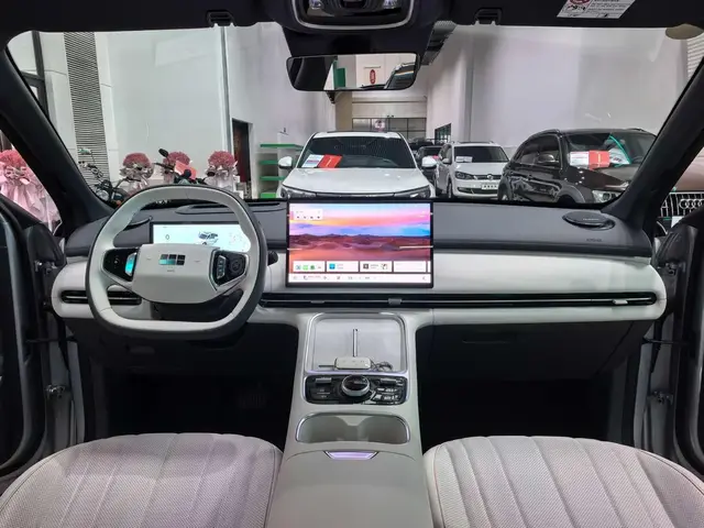 GEELY STARSHIP EM-I STARSHIP 7 EM-I 2025