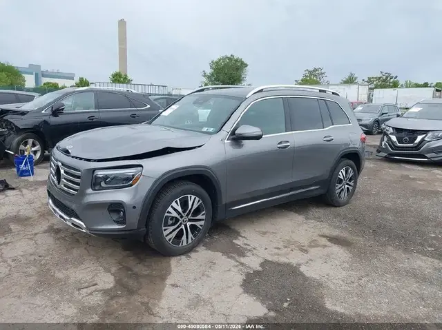 MERCEDES-BENZ GLB 250 4MATIC 2025